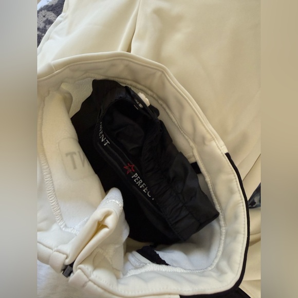 Perfect Moment Aurora Cream Flare Ski Pants PLUS BEANIE - Picture 11 of 16